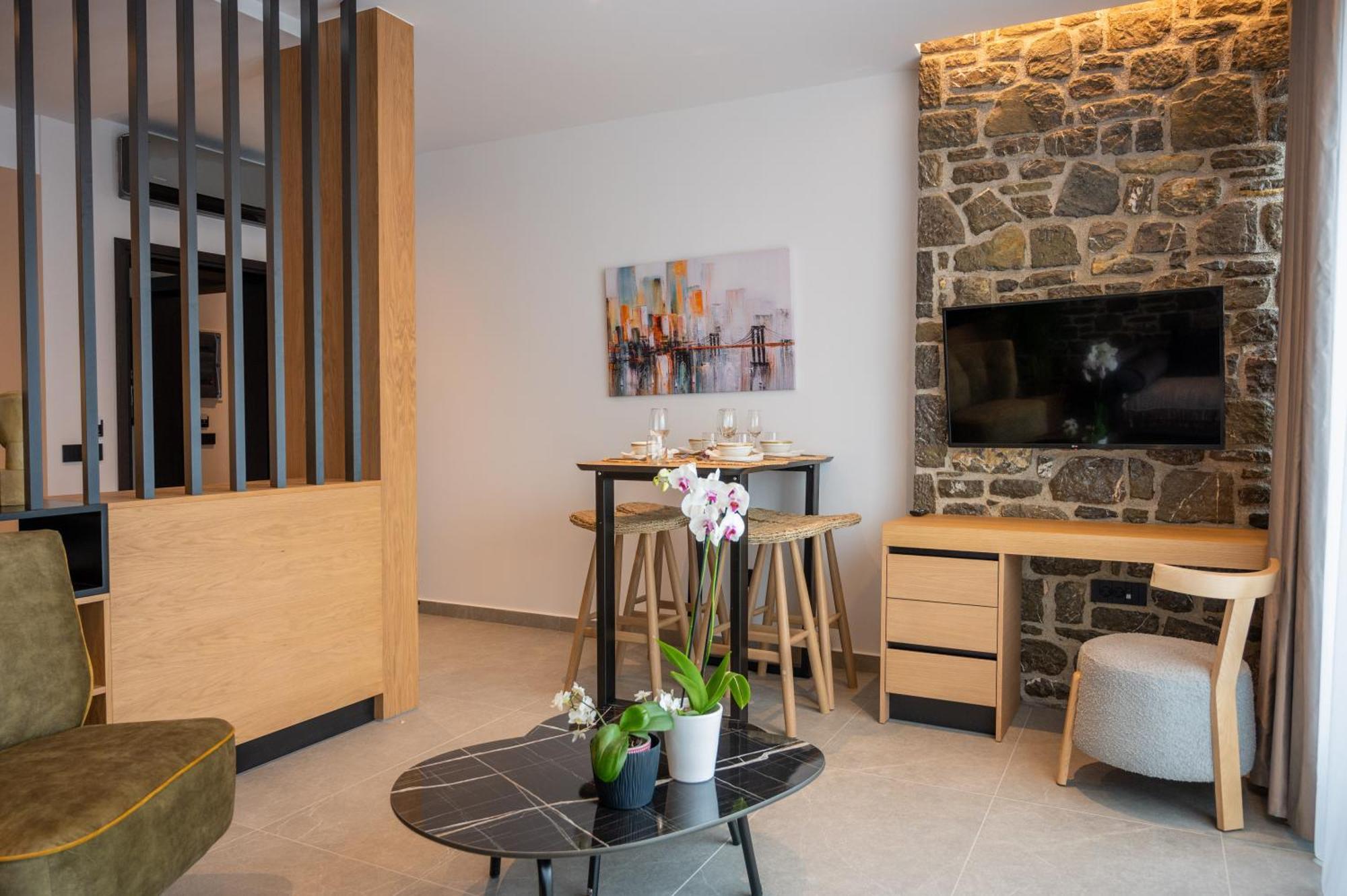 Opal Executive Suites Нафплион Экстерьер фото